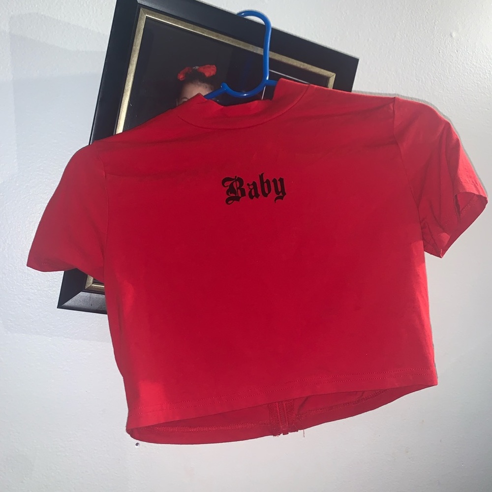 Crop top